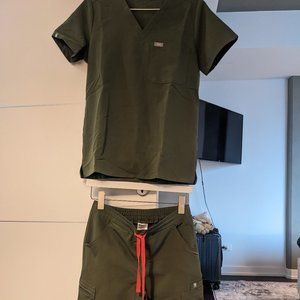 figs xs martini olive